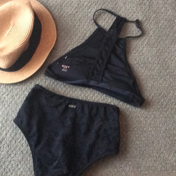 Roxy bikini - Picture 2 of 2